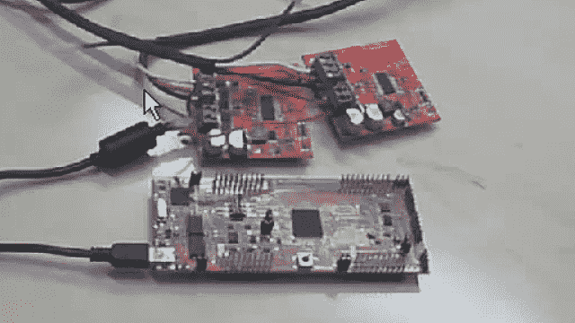 Control two 3-phase, brushless motors using an F28069 LaunchPad and the TI C2000 support package for Simulink .